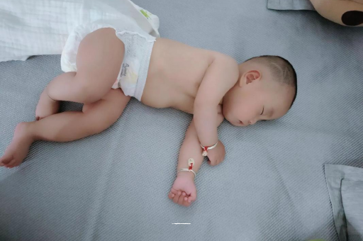 广州供卵代怀包生男孩宝宝身高体重