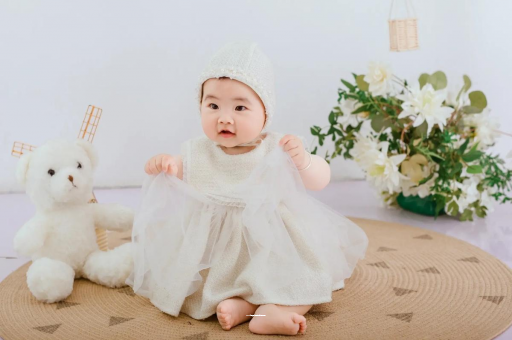广州供卵代怀包生男孩如何给宝宝排气